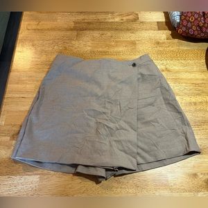 Uniqlo herringbone skort